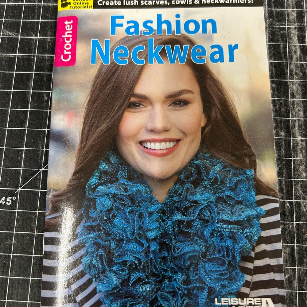 Crochet Pattern Book Collection - Picture 7 of 10